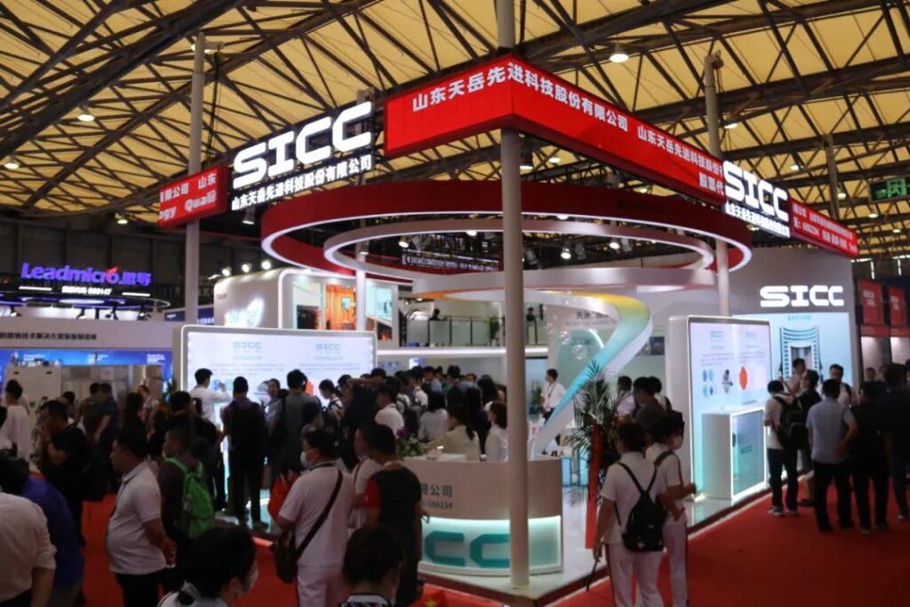 天岳先进携最新8英寸碳化硅衬底技术亮相Semicon China